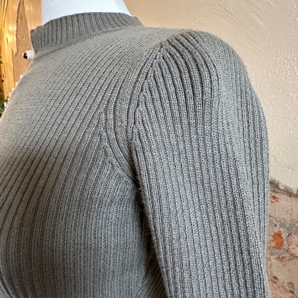 Ozma of California GREEN Mock Neck Ribbed Pant Sweater Set SIZE XS - Picture 5 of 8